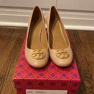 Tory Burch Medallion wedge heel